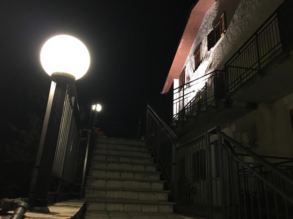 Il Bucaneve Hotel Barrea Kültér fotó